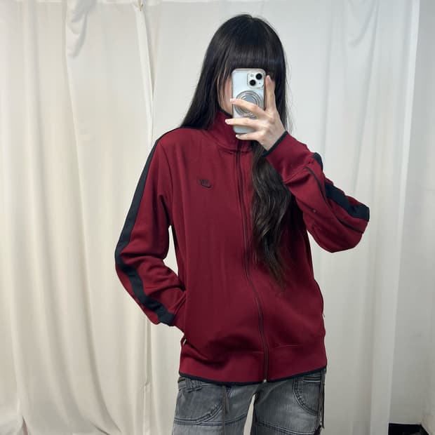 Nike burgundy jersey 