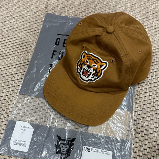 휴먼 메이드 6 패널 트윌 캡 브라운