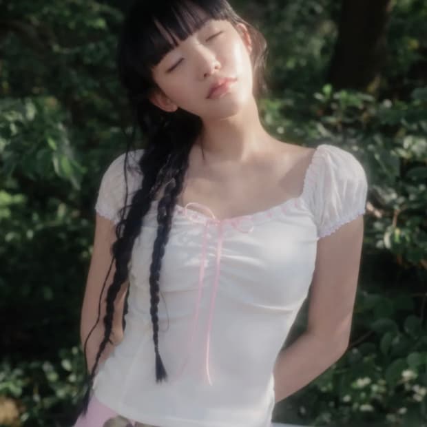 하이스쿨디스코 엔젤 레이스 퍼프 티셔츠