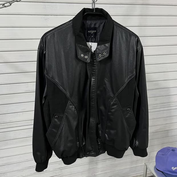 ALTNIAN UOMO bomber jacket
