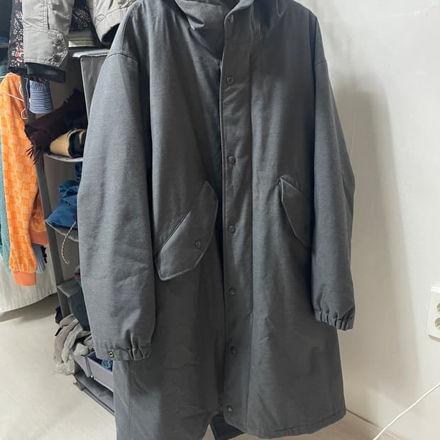 유니클로 엔지니어드 가먼츠 후드코트 L사이즈