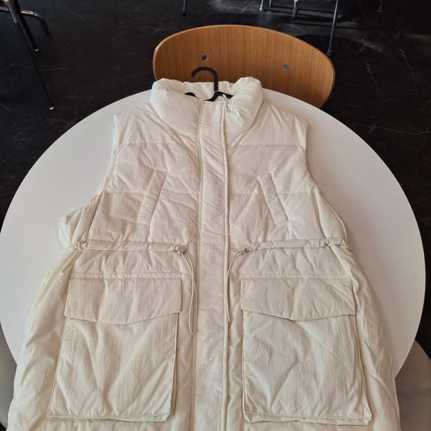 (마지막특가) 피그먼트 패딩 베스트 새상품