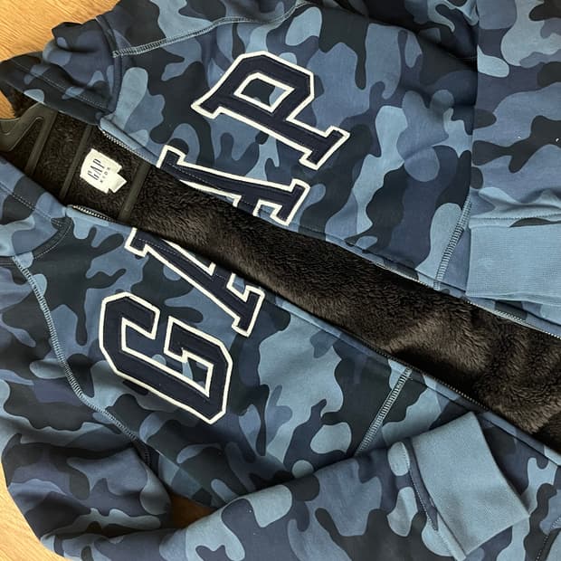 갭 카모 후드집업 판매