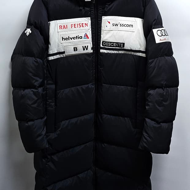 데상트 덕다운 롱패딩 100