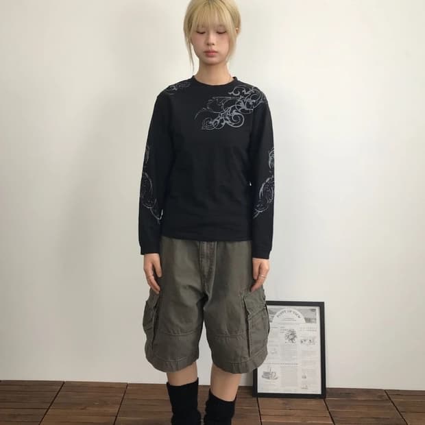 ILLS Tribal Graphic Long Sleeve