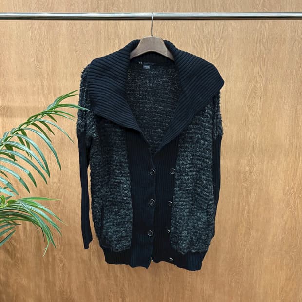 아르마니 익스체인지 믹스 텍스처 숄카라 가디건 부클레 디테일 블랙 차콜