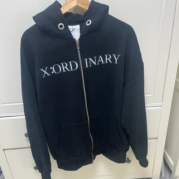엑스오디너리 후드집업 L (오늘까지만 올려요)
