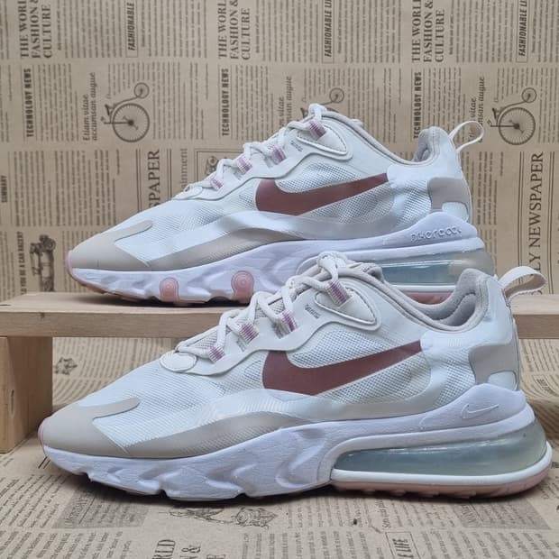 나이키 에어맥스270 리액트 여성운동화250