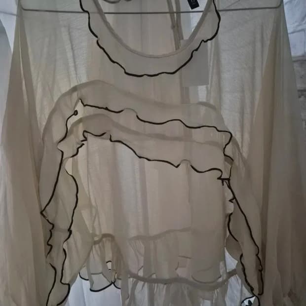 베이지 시스루 블라우스