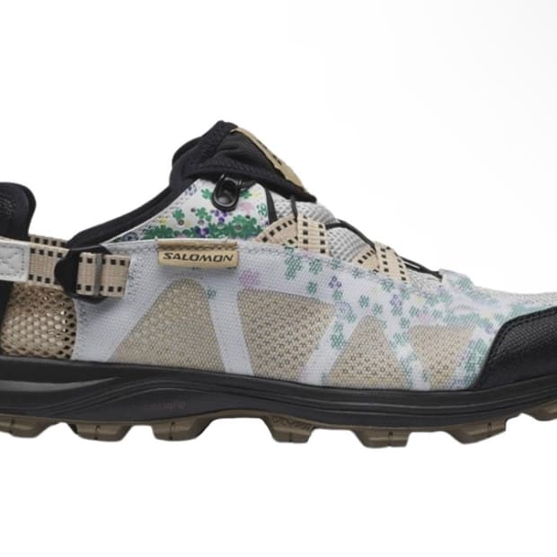 살로몬 브로큰암 테크앰피비안 화이트 블랙 사파리