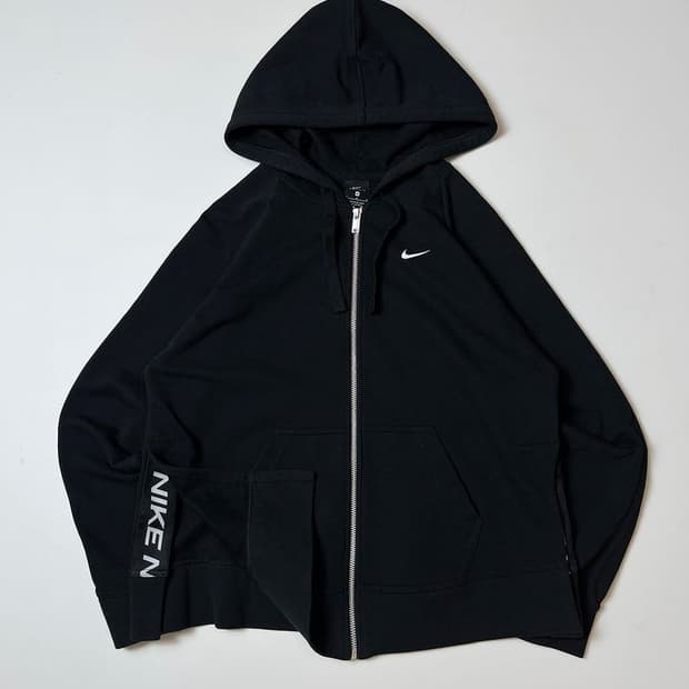 나이키 20FW 절개 오버핏 후드 집업 PN8752