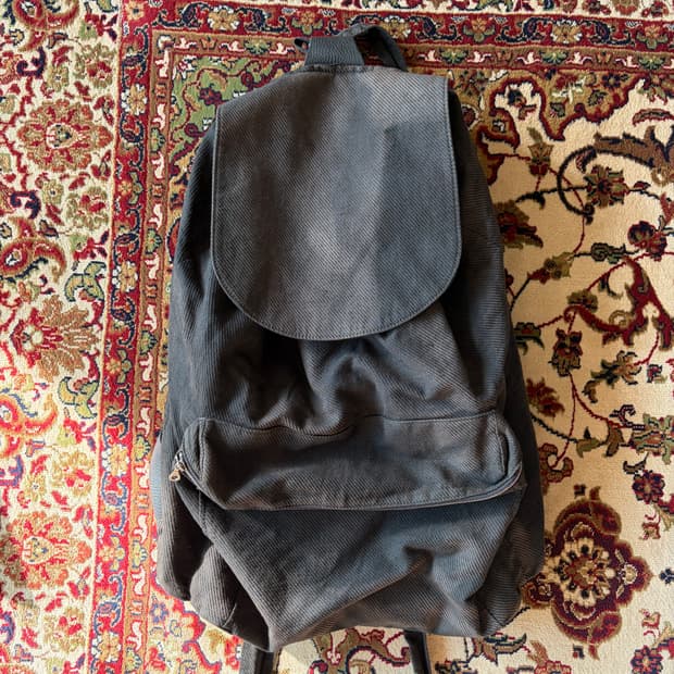 지용킴 선블리칭 백팩