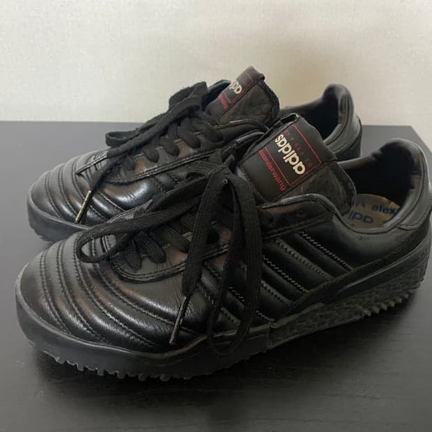 아디다스x알렉산더왕 비볼 싸커 240