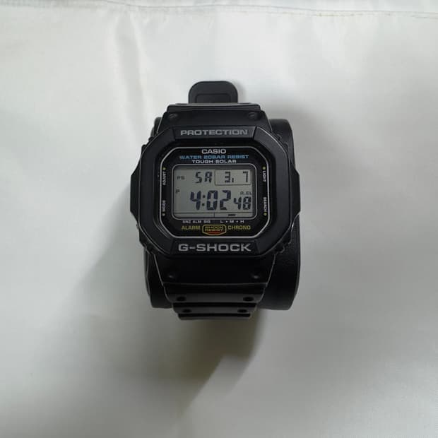 지샥(G-SHOCK) 터프 솔라 G-5600E