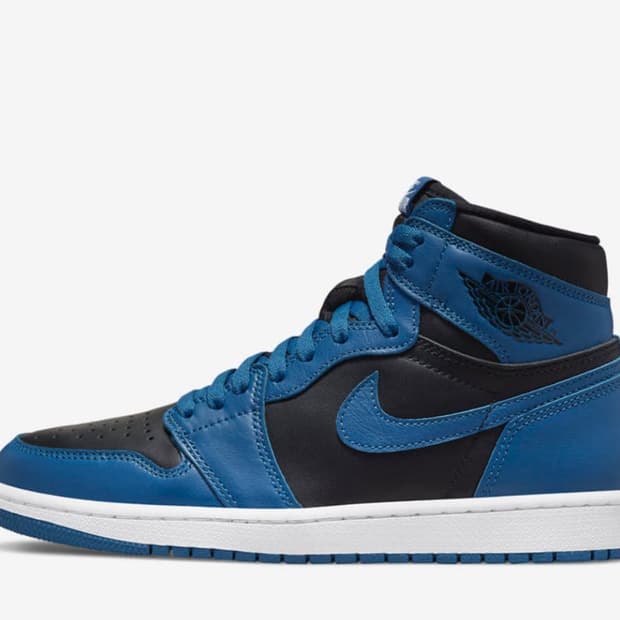 나이키 조던1 레트로 하이 OG 다크 마리나 블루 240