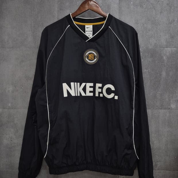 나이키 F.C. 루즈핏 바람막이 져지 XL