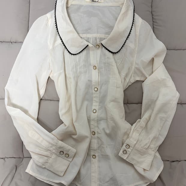 로걀탑 트랄라라 블라우스 셔츠 tralala 갸루