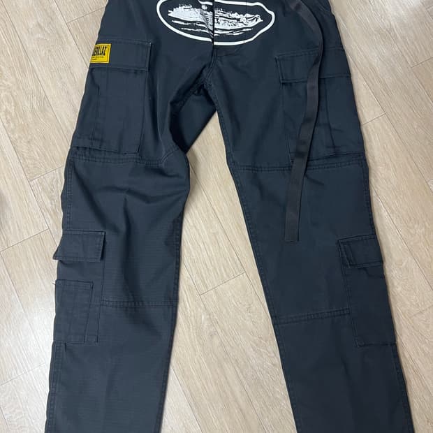 Corteiz 게릴라즈 카고 팬츠 s