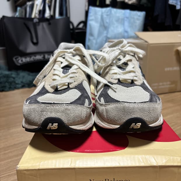 뉴발란스 990 V3(문빔 마카다미아 넛)
