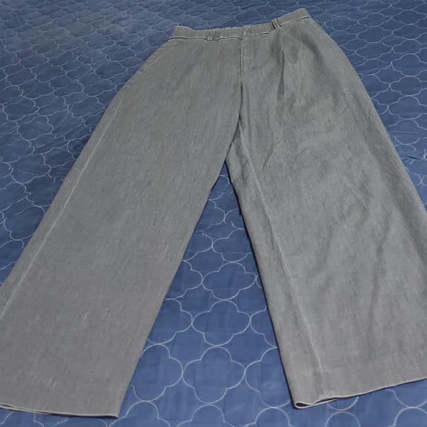 유니클로 피그먼트 워싱 와이드 슬랙스 그레이 (28)