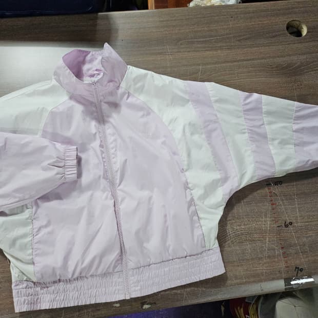 아디다스 윈드브레이커 크롭 바람막이 라벤더 150 성인가능