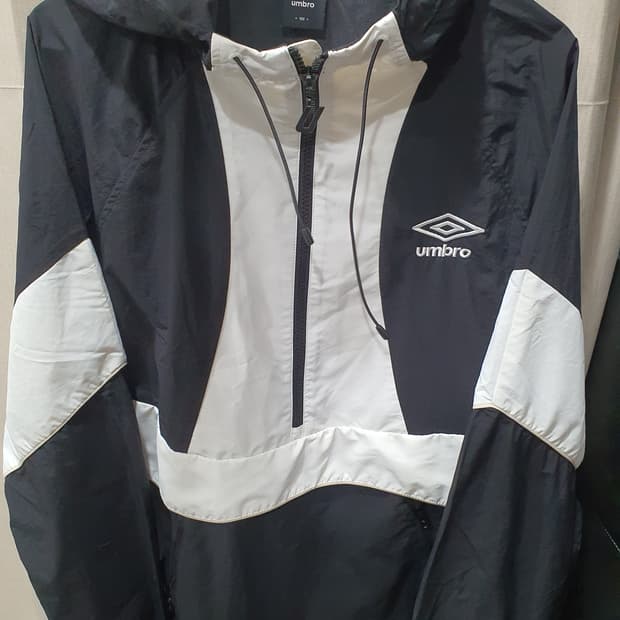 엄브로 횐검 아노락 