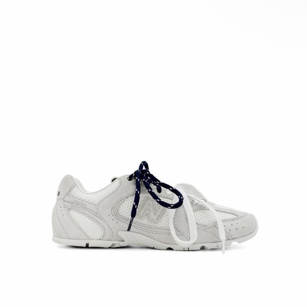 [37.5] 뉴발란스 x 미우미우 530 여성 스웨이드 스니커즈 화이트