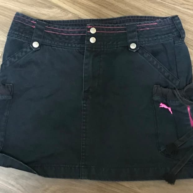 Puma 블랙/핑크 디테일 미니 스커트