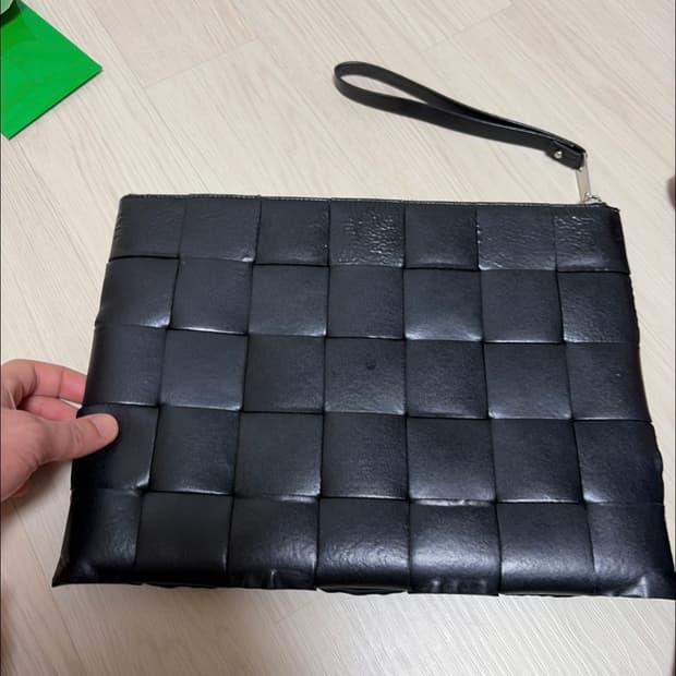 보테가 클러치백