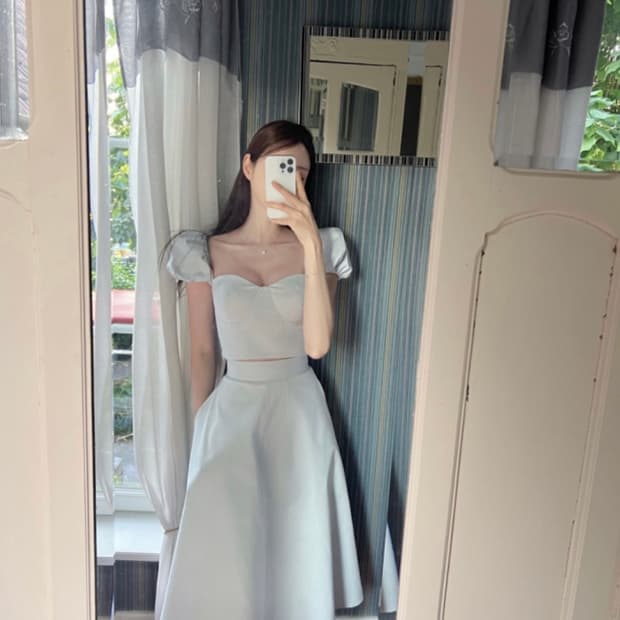 라벨르블랑 소피 아일렛 블라우스+스커트 세트