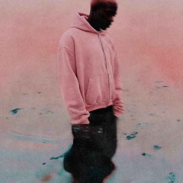 Skylrk 핑크 후드집업 구해요 