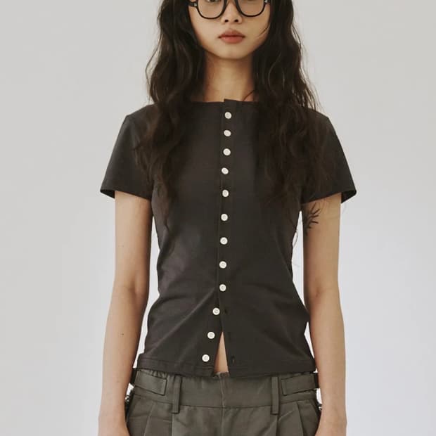 플리즈프로젝트 라운드 버튼 슬림 셔츠 차콜