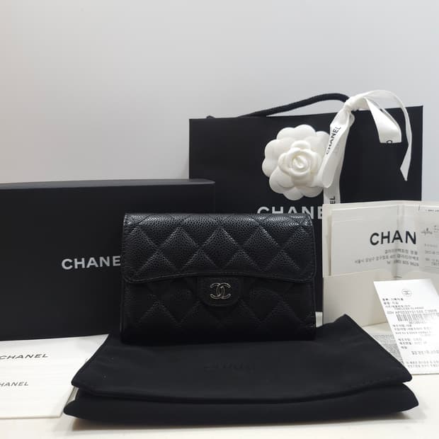 [풀구성] 샤넬 클래식 똑딱이 캐비어 중지갑