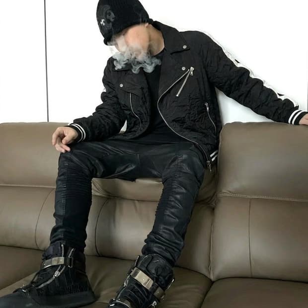 발망 23ss 크링클 라이더 봄버 자켓