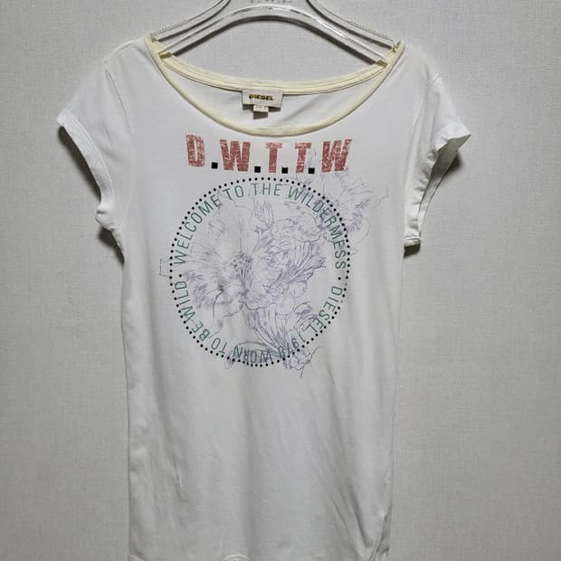 Diesel 디젤 흰색 프린팅 반팔 티셔츠 S 55-66