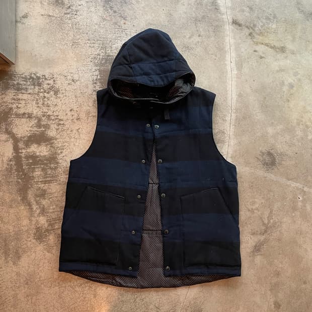 엔지니어드가먼츠 후드베스트 M사이즈