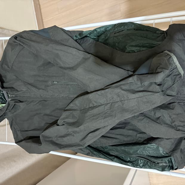 2사이즈 엑슬림 ep4 바람막이