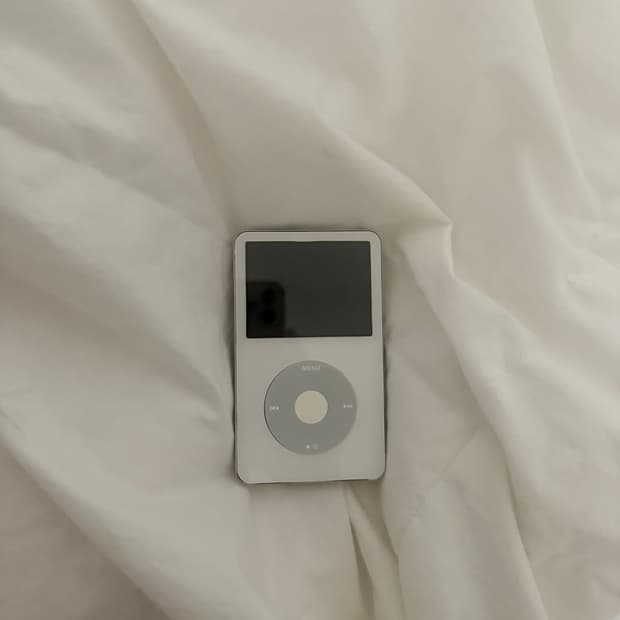 아이팟 클래식 5세대 우유팟 판매합니다