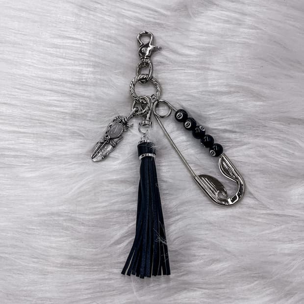 Vintage Eight Ball Clothes Pin Key Ring