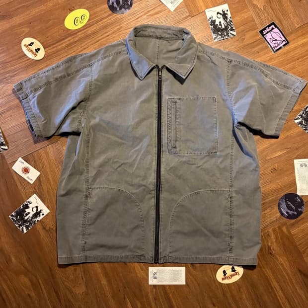 Evolution garment wash zip up half shirt