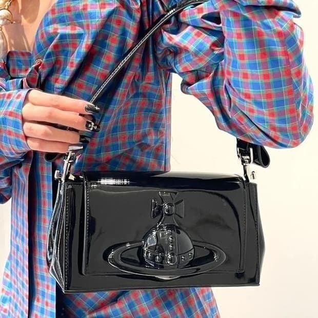 비비안웨스트우드 헤이즐 숄더백