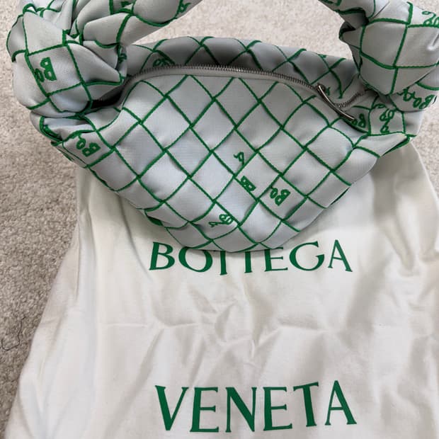 보테가베네타 토트백- 리미티드