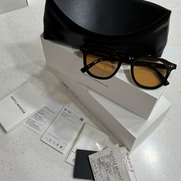 젠틀몬스터 rang 랭 블랙/오렌지 선글라스