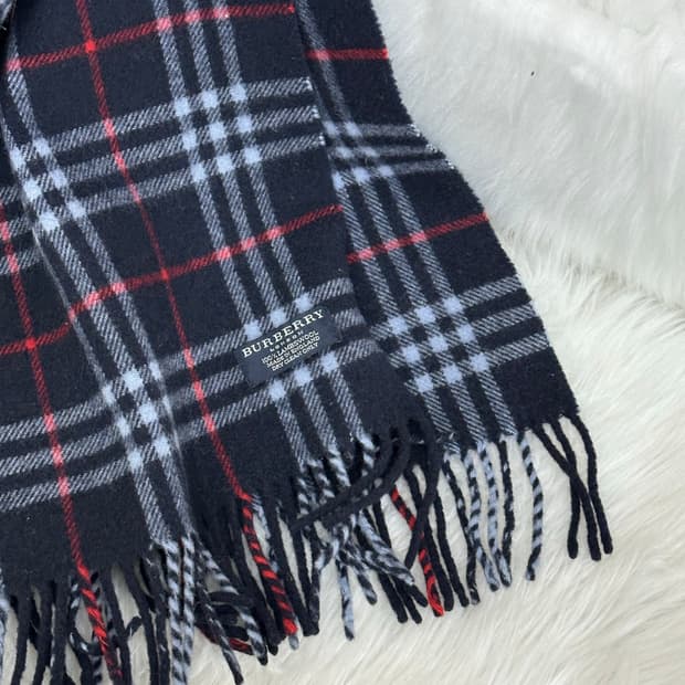 버버리 램스울 목도리
