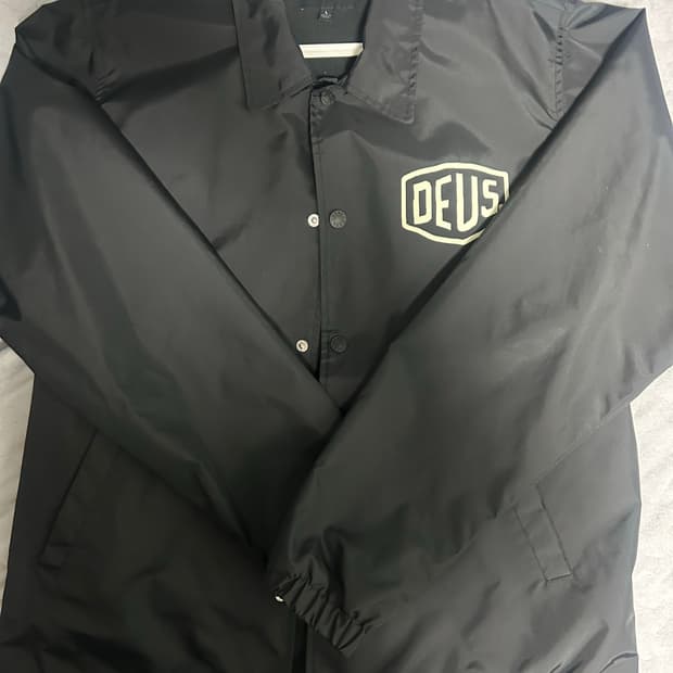 데우스 코치자켓 도쿄 L