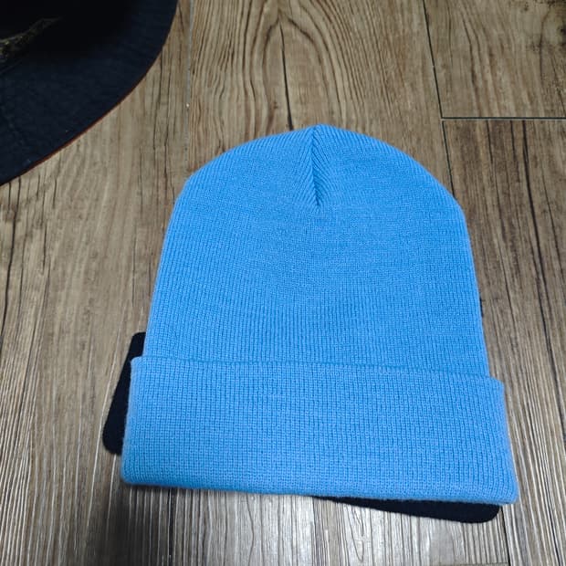 빈티지 스카이블루 비니