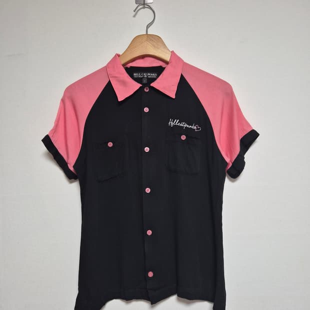 헬켓펑크 일본빈티지 백로고 펑키 카라티셔츠 S - T141