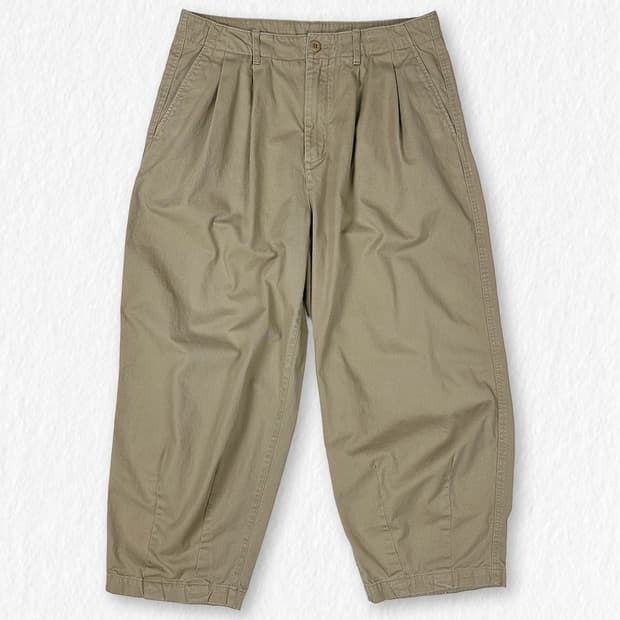 무신사스탠다드 벌룬 팬츠 베이지