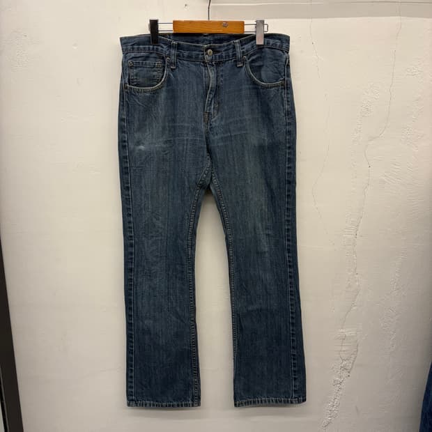 00’s Levi’s 527 Boot Cut