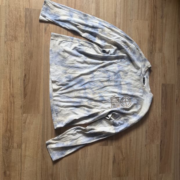 플라스틱 프로덕트 긴팔티